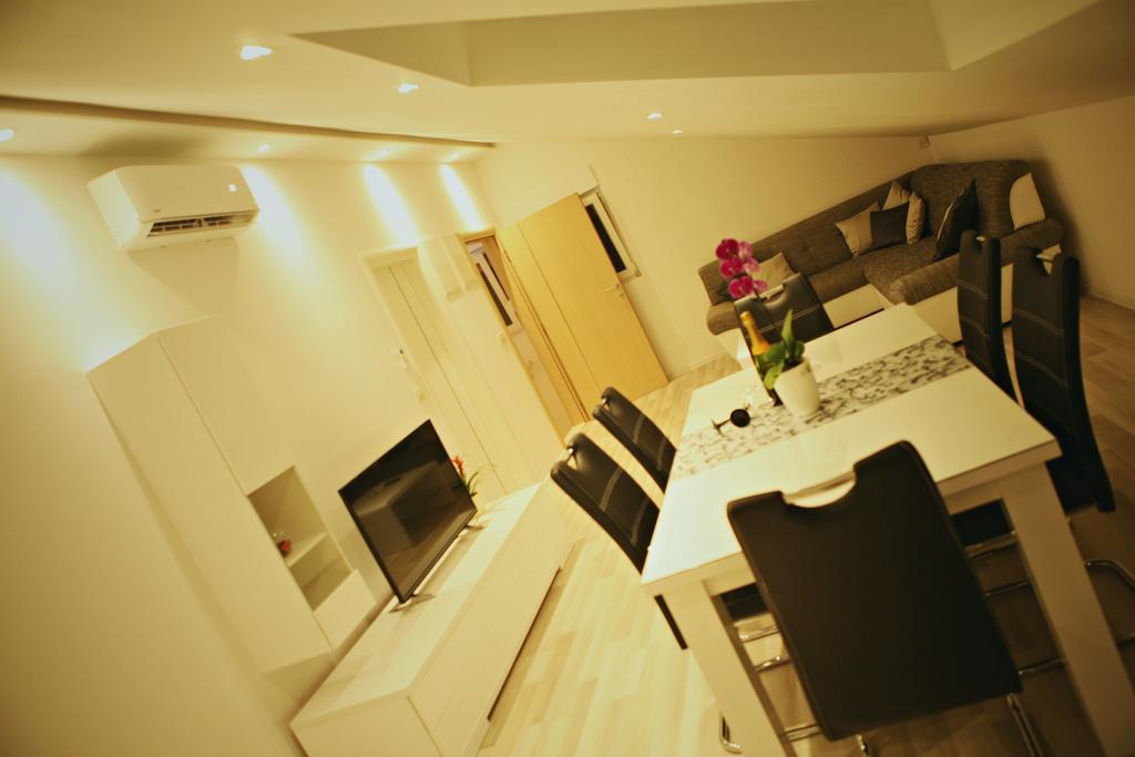 Apartments Sanja Trogir Buitenkant foto