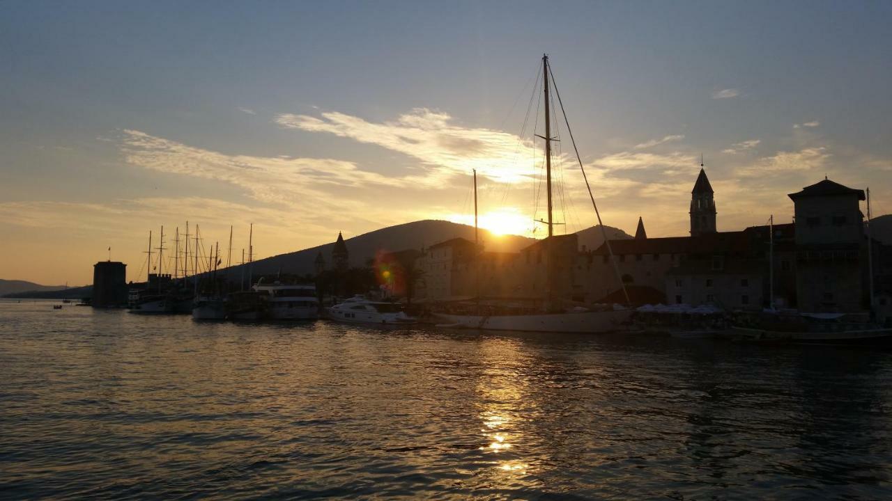 Apartments Sanja Trogir Buitenkant foto